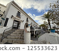 Streets of the white village of Mijas in Spain 125533623