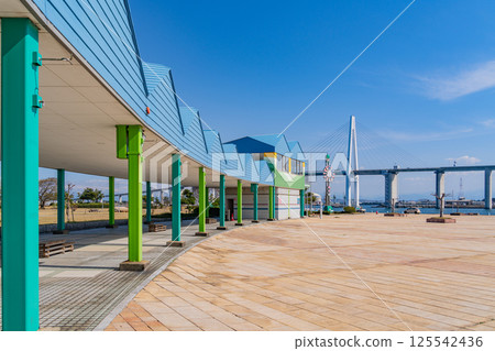 (Toyama Prefecture) Kaiwomaru Park Square 125542436