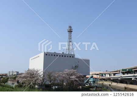 國土交通省綾瀨排水泵站 125542616