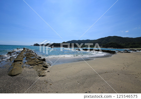 高知縣土佐清水市櫻濱海灘的風景 125546575