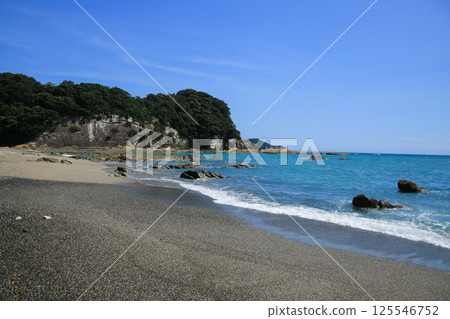 Scenery of Sakurahama Beach in Tosashimizu City, Kochi Prefecture Scenery of Sakurahama Beach in Tosashimizu City, Kochi Prefecture 125546752