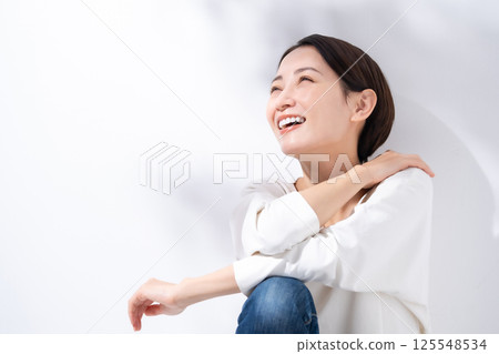 Sunshine Beauty Summer 125548534