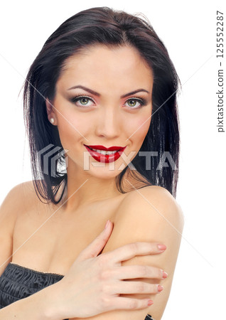 charming brunette 125552287