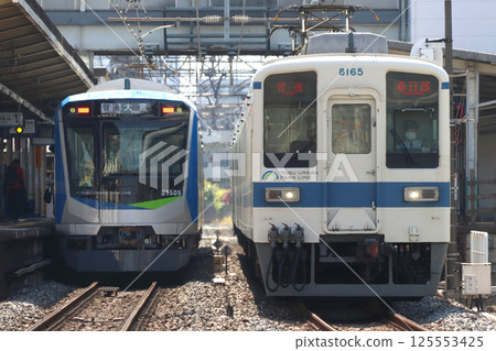 [TD] Tobu Noda Line 80000 series train + old and new 8000 series trains 125553425