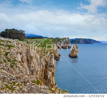 Bay of Biscay rocky coast, Spain. 125558722