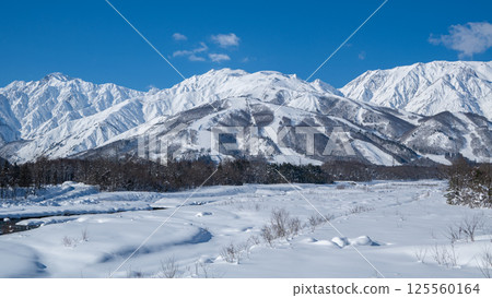 Clear skies and snow in the Northern Alps, Hakuba Village, Nagano Prefecture 125560164