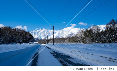 Clear skies and snow in the Northern Alps, Hakuba Village, Nagano Prefecture 125560165