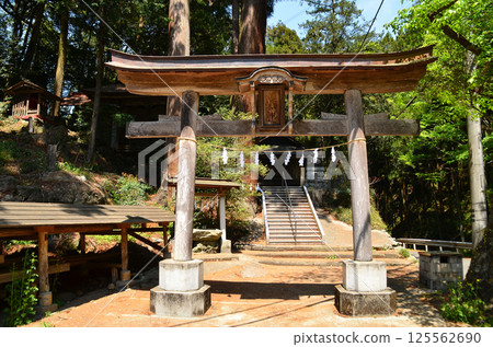 Tomemiya Shrine in Fupu, Yorii Town, Saitama Prefecture 125562690