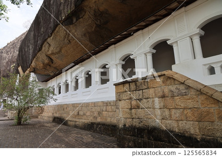 [Sri Lanka] Dambulla Cave Temple 125565834