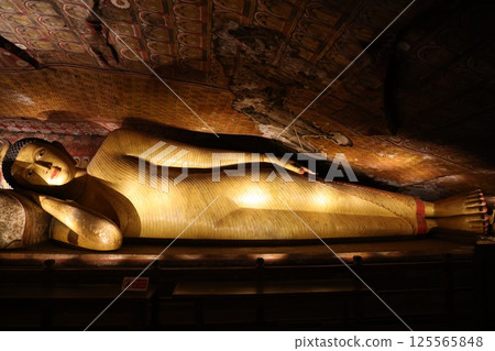 [Sri Lanka] Dambulla Cave Temple 125565848