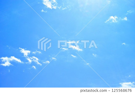 藍色的天空和雲圖像 藍色的天空和雲圖像 125568676