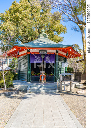 Mibu-dera Temple (a temple associated with the Shinsengumi) Mizukake Jizo Hall, Mibu-Naginomiya-cho, Nakagyo Ward, Kyoto City 125569605