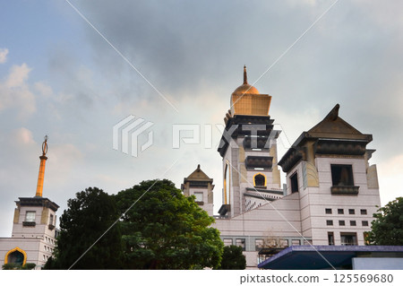 摯愛台灣（中台禪寺以融合藝術、文化、科學、法的佛教建築，榮獲台灣獎及國際照明設計傑出獎。） 125569680