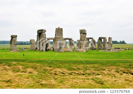 the famous Stonehenge in Britain 125570769