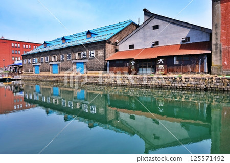 Scenery of Otaru Canal, Hokkaido 125571492