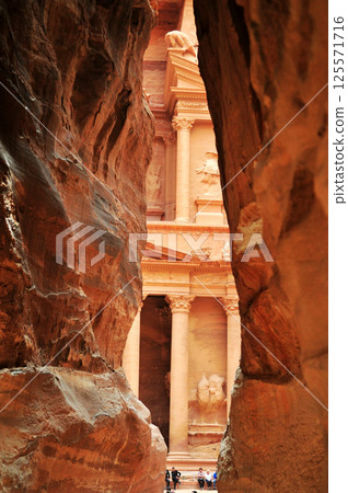 Photo of ancient Kazni temple in Petra, Jordan. 125571716