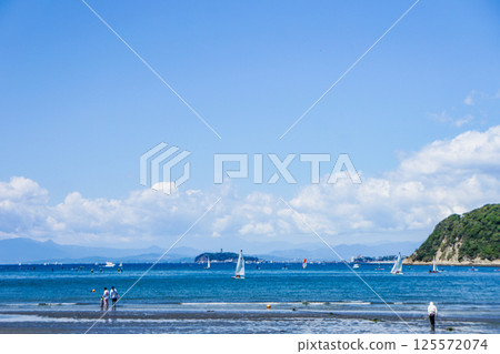 Zushi Beach in Kanagawa Prefecture Zushi Beach in Kanagawa Prefecture 125572074
