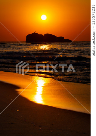 Okinoshima Island at Shirato Beach, Shirato, Tottori City, Tottori Prefecture 125572233