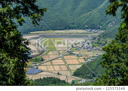 [國指定史蹟] 白旗城：從本城眺望赤松，兵庫縣赤穗郡上郡町 125573148
