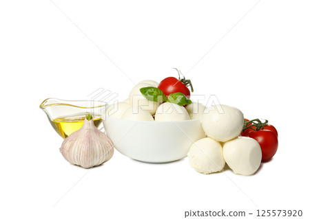 PNG, Balls of mozzarella cheese in bowl, basil, tomatoes, garlic and oil, isolated on white background 125573920