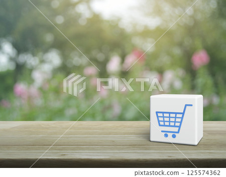 Business shopping online concept 125574362