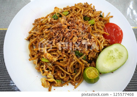Malaysian Mie Goreng 125577408