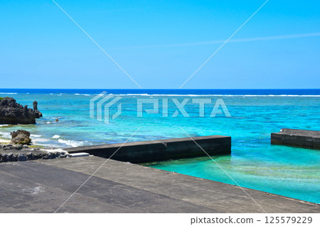 Yoron Island Ukatsu Fishing Port 125579229