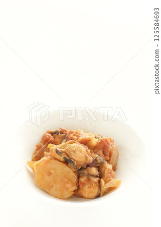 Mediterranean octopus and potato stew 125584693