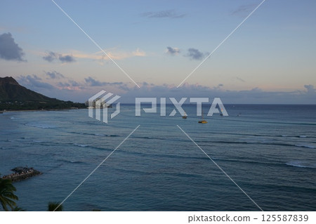 夏威夷的藍色海 夏威夷的藍色海 125587839