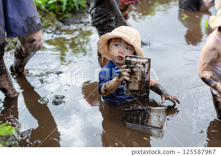 Parent and child rice planting experience - Toddler 125587967