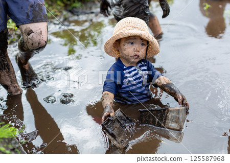 Parent and child rice planting experience - Toddler 125587968