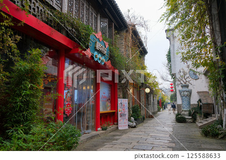 中國南京市中心老門東的一條後巷 中國南京市中心老門東的一條後巷 125588633