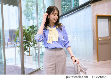 A woman going to work in the office 125590830