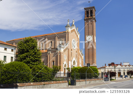 Church of Saint Peter the Apostle standing tall in Piombino Dese, Italy 125593326