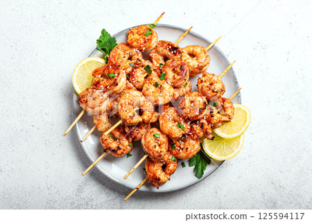 Grilled shrimp skewers 125594117