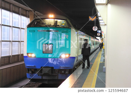 Kanazawa station 485 series Limited Express Hokuetsu R organization Kanazawa station 485 series Limited Express Hokuetsu R organization 125594687