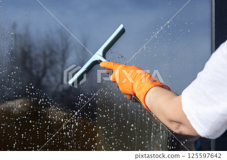 Cleanliness and care of windows. Cleanliness and care of windows. 125597642