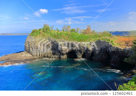 【佐賀縣】晴天的玄界灘七窟 【佐賀縣】晴天的玄界灘七窟 125602461