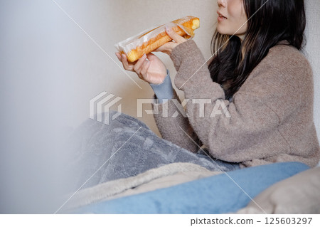 I don't want to eat anymore 125603297