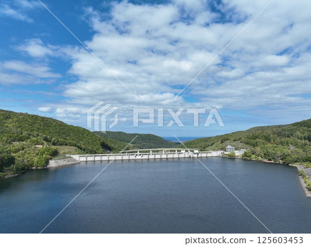 [Hokkaido from the sky] Asari Dam, Asari, and the city of Otaru 125603453