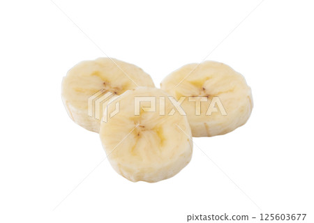 Banana slices on transparent background (png) 125603677