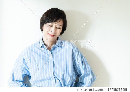年輕高級女性肖像 125605766
