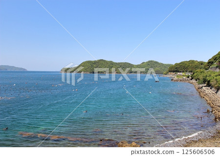 [Ehime Prefecture] Ashizuri-Uwakai National Park, Uwakai Sea, Pearl farming 125606506