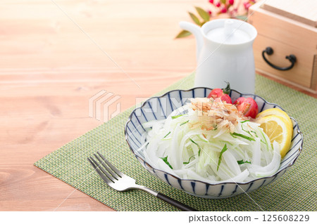 洋蔥片沙拉（新洋蔥） 125608229