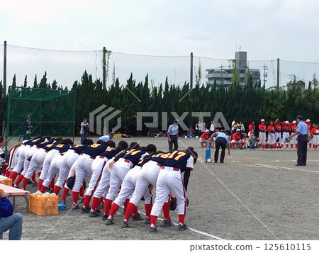 Players lining up before the match 125610115