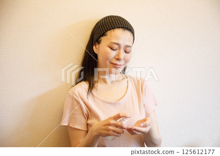 我至今認為正確的美容霜塗抹方法 我至今認為正確的美容霜塗抹方法 125612177