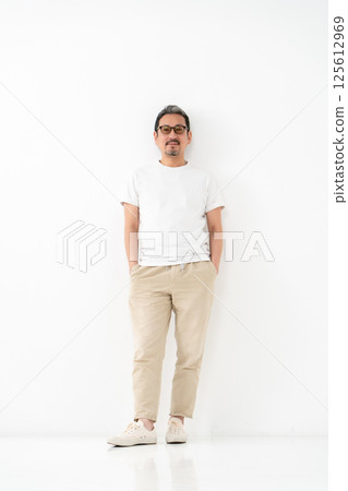 Men's Beauty Middle Age Full Body Men's Beauty Middle Age Full Body 125612969