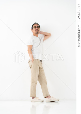 Men's Beauty Middle Age Full Body 125612972