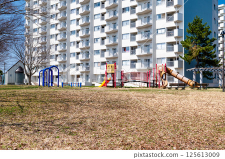 Residential park 125613009