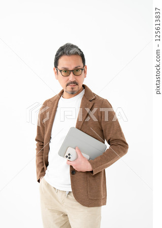 休閒商務中間人 125613837